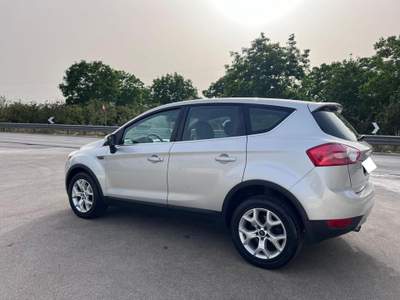 Ford Kuga Business 2.0 TDCi 140CV 2WD Tit. Business Grigio usata Nola