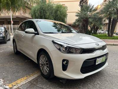 Kia Rio 1.2 MPi Evolution Bianco usata Cerignola
