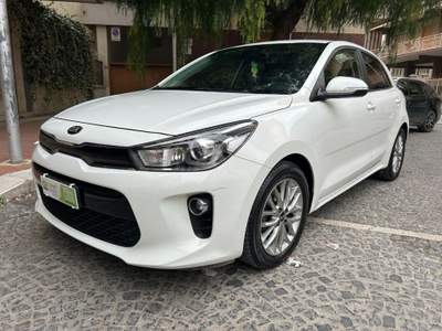 Kia Rio 1.2 MPi Evolution Bianco usata Cerignola