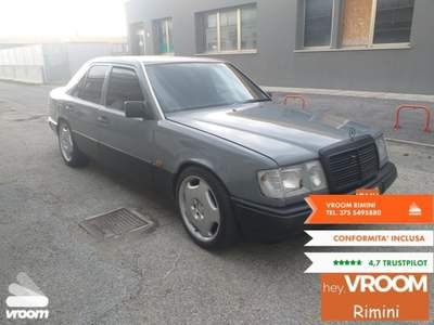 Mercedes-Benz Classe E E 200 cat Classica Nero usata Cerasolo