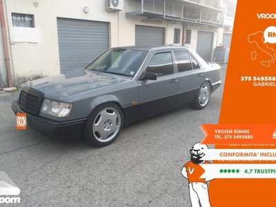 Mercedes-Benz Classe E E 200 cat Classica Nero usata Cerasolo