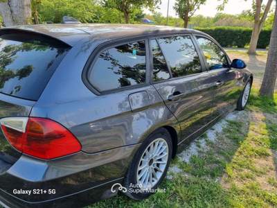 BMW Serie 3 320d 320d cat Touring Attiva usata Cecina
