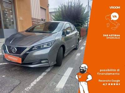 Nissan Leaf N-Connecta 40 kWh Grigio usata Varese