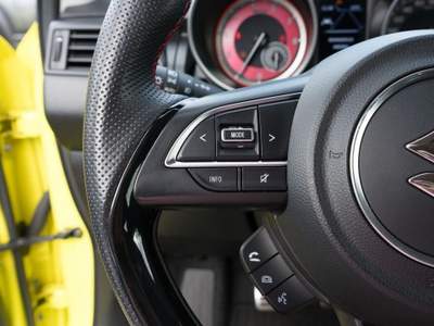 Suzuki Swift Sport 1.4 Hybrid Boosterjet Giallo usata Castelnuovo Rangone