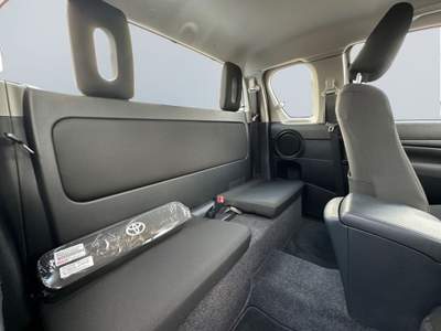 Toyota Hilux 2.4 D-4D M/T 4WD 2 porte Extra Cab Duty Grigio usata Castelnuovo Rangone