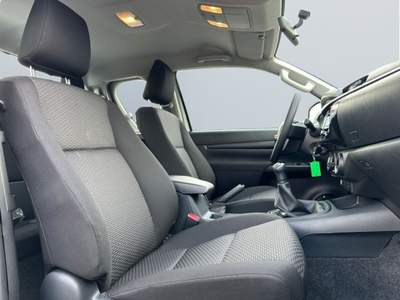 Toyota Hilux 2.4 D-4D M/T 4WD 2 porte Extra Cab Duty Grigio usata Castelnuovo Rangone