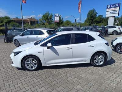 Toyota Corolla 1.8 Hybrid Style Bianco usata Cassino