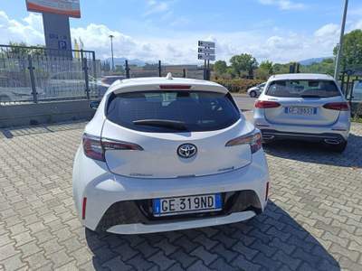 Toyota Corolla 1.8 Hybrid Style Bianco usata Cassino