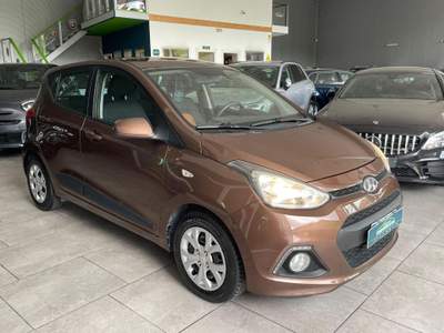 Hyundai i10 1.0 MPI 65CV * NEOPATENTATI * UNIPROPRIETARIO * Bronzo usata POTENZA