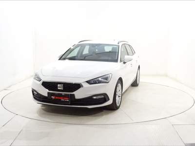 Seat Leon Sportstourer 1.5 eTSI 150 CV DSG Xcellence Bianco usata Mesagne