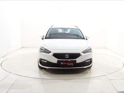 Seat Leon Sportstourer 1.5 eTSI 150 CV DSG Xcellence Bianco usata Mesagne