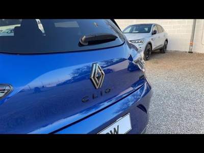 Renault Clio 1.6 E-Tech full hybrid esprit Alpine 145cv Blu/Azzurro usata Lecce