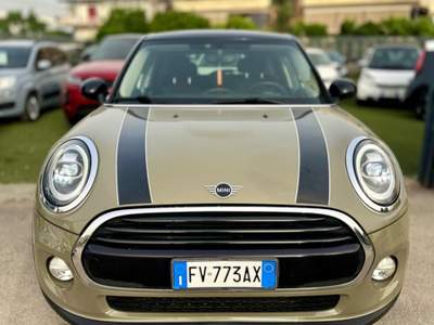 MINI Cooper 1.5 5 porte Grigio usata Volla