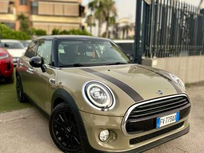 MINI Cooper 1.5 5 porte Grigio usata Volla