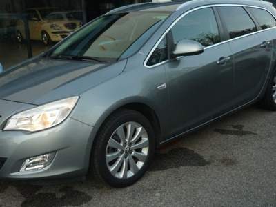 Opel Astra 1.4 Turbo 140CV Sports Tourer Cosmo Blu/Azzurro usata ALBANO SANT'ALESSANDRO