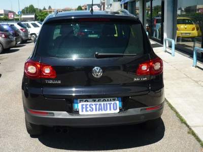 Volkswagen Tiguan 2.0 TDI DPF 4MOTION Sport & Style Nero usata ALBANO SANT'ALESSANDRO