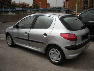 Peugeot 206 NEOPATENTATI Argento usata Frosinone