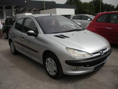 Peugeot 206 NEOPATENTATI Argento usata Frosinone