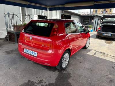 Fiat Grande Punto 1.2 5 porte Dynamic Rosso usata Castellammare di Stabia