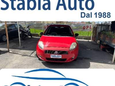 Fiat Grande Punto 1.2 5 porte Dynamic Rosso usata Castellammare di Stabia
