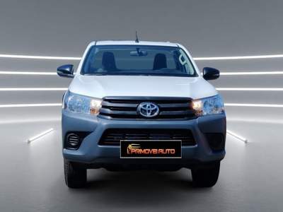Toyota Hilux 2.4 D-4D 2WD 2 porte Single Cab Bianco usata Castelnuovo Rangone