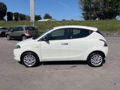 Lancia Ypsilon Ypsilon 1.2 69 CV 5 porte GPL Ecochic Gold usata Lucca