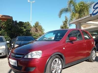 Opel Corsa 1.0i 12V 3 porte Enjoy Lilla usata Modica