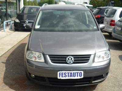 Volkswagen Touran 2.0 16V TDI Highline Grigio usata ALBANO SANT'ALESSANDRO