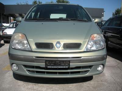 Renault Scénic ottimo stato Grigio usata Frosinone
