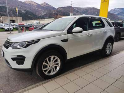 Land Rover Discovery Sport 2.0 TD4 4wd SE AUTO Bianco usata Tolmezzo