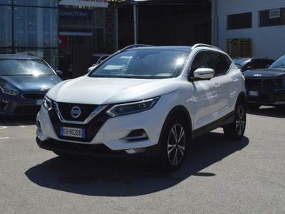 Nissan Qashqai Qashqai 1.5 dCi 115 CV N-Connecta Bianco usata Fondi