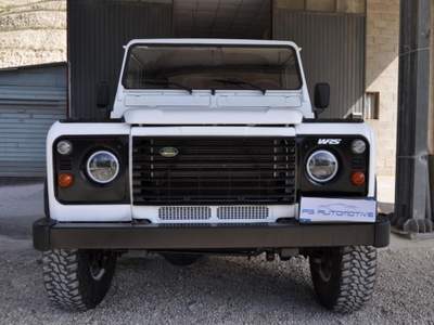 Land Rover Defender 90 2.5 Td5 Station Wagon County Bianco usata Sant'Angelo in Pontano