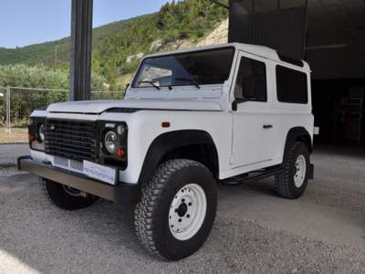 Land Rover Defender 90 2.5 Td5 Station Wagon County Bianco usata Sant'Angelo in Pontano