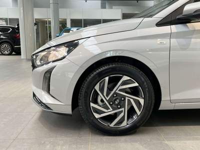 Hyundai i20 i20 1.0 48V MT Connectline Grigio usata Milano
