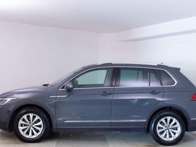 Volkswagen Tiguan 2.0 TDI 150 CV SCR DSG Life Grigio usata Paruzzaro