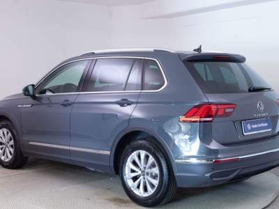 Volkswagen Tiguan 2.0 TDI 150 CV SCR DSG Life Grigio usata Paruzzaro