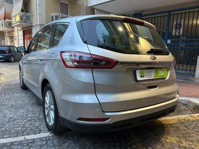 Ford S-Max 2.0 TDCi 150CV S&S Powershift  Titanium Busin Grigio usata Cerignola