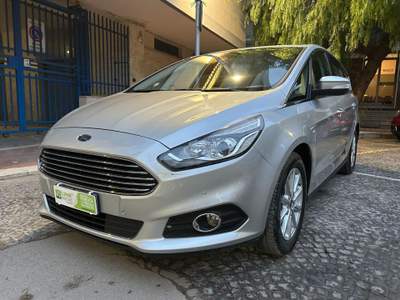 Ford S-Max 2.0 TDCi 150CV S&S Powershift  Titanium Busin Grigio usata Cerignola