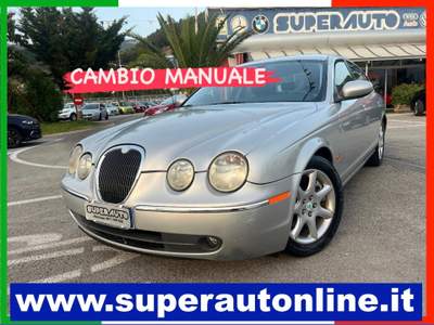 Jaguar S-Type 2.7 diesel V6 Executive Grigio usata Atena lucana