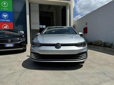 Volkswagen Golf 2.0 TDI 115 CV SCR Life Argento usata Melpignano