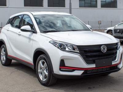 DFSK Glory 500 GLORY 1.5 BENZINA STANDARD CVT ( KM ZERO ) Bianco usata Fondi
