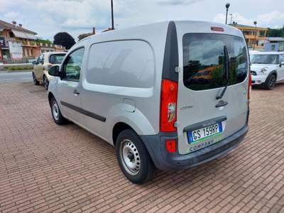 Mercedes-Benz Citan 1.5 111 CDI S&S Furgone Long Argento usata Magenta