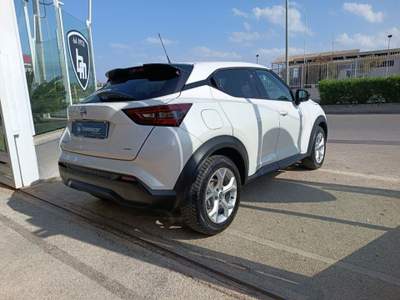 Nissan Juke 1.0 DIG-T 117 CV  Business I.E Bianco usata Augusta