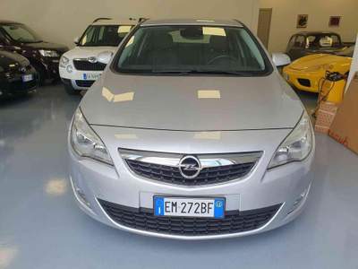 Opel Astra 1.7 CDTI 125CV 5 porte Cosmo Argento usata Longarone