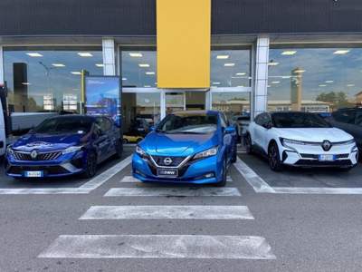 Nissan Leaf N-Connecta 40 kWh Blu/Azzurro usata San Martino Siccomario