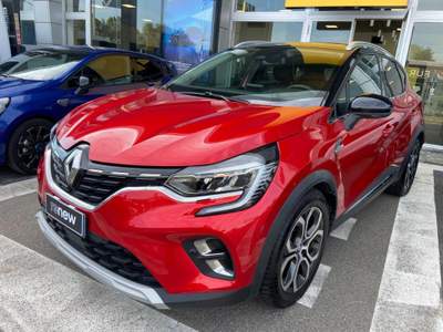 Renault Captur Plug-in Hybrid E-Tech 160 CV Intens Rosso usata San Martino Siccomario