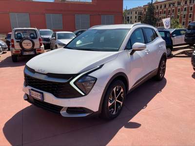 Kia Sportage 1.6 TGDi HEV AT Style Bianco usata Genova