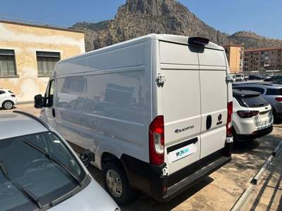 Fiat Ducato 35Q MH2 122CV BATTERY 47kWh Bianco usata Palermo