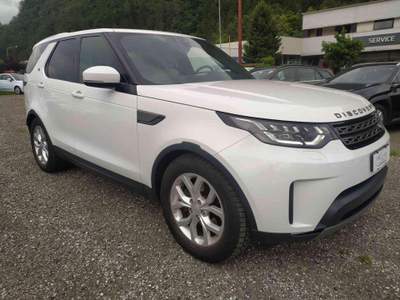Land Rover Discovery 2.0 TD4 4WD SE 7 posti Bianco usata Tolmezzo