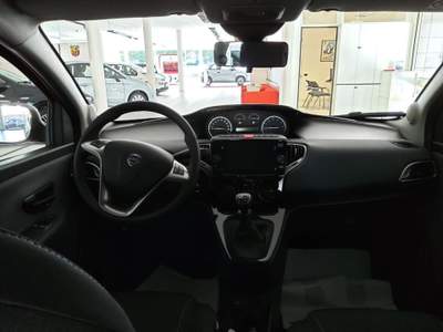 Lancia Ypsilon 1.0 FireFly 5 porte S&S Hybrid Gold Rosso usata Mondovì